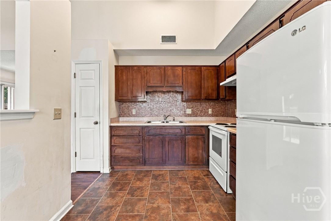 360 Terrapin Trail Property Photo 13