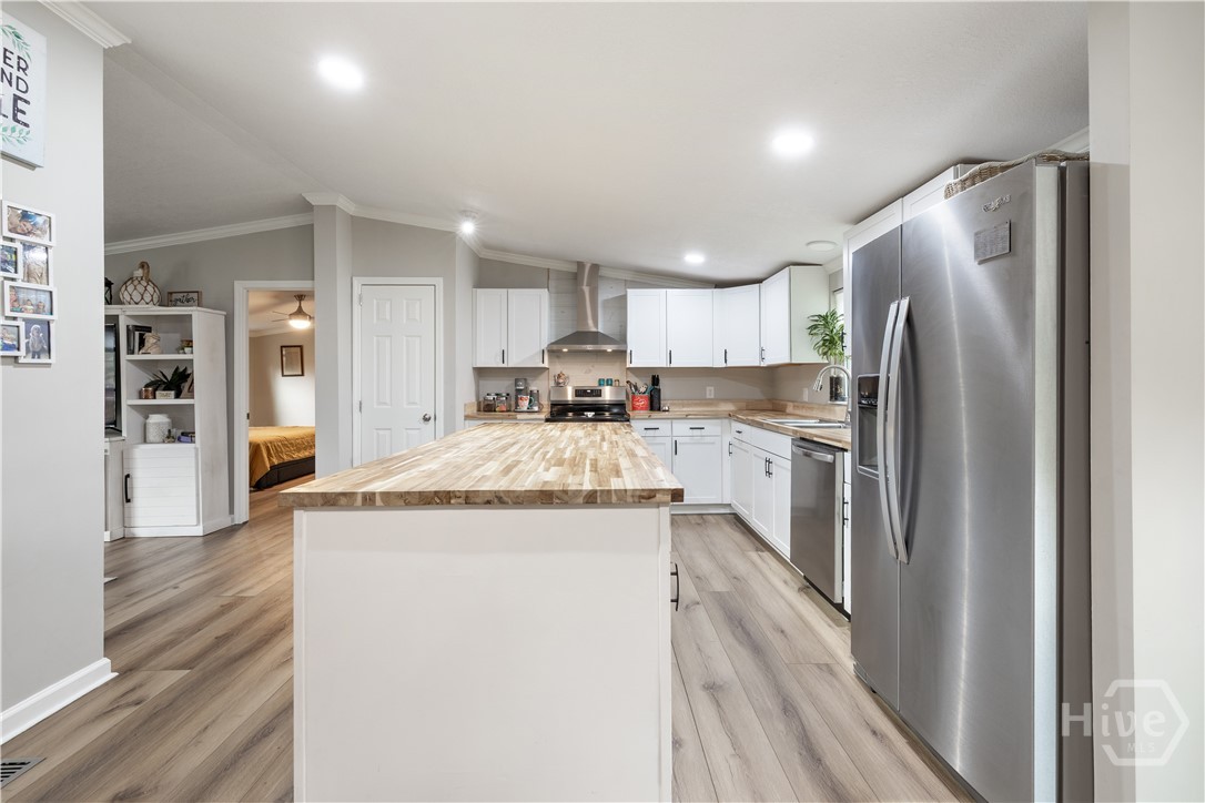 1310 Lee Road Property Photo 13