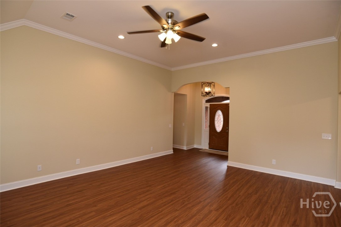 467 Belle Grove Circle Property Photo 5