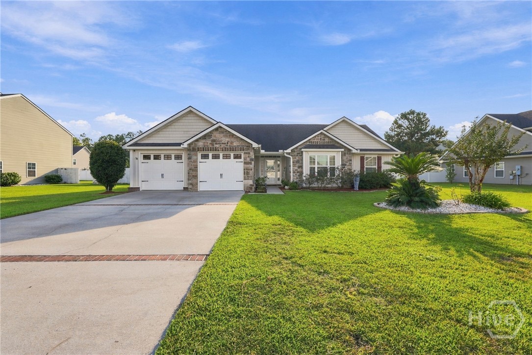 107 Caravelle Drive Property Photo 1