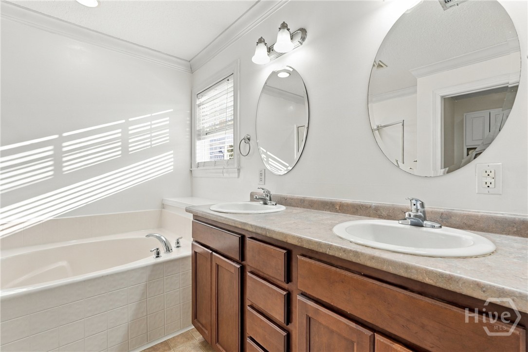 107 Caravelle Drive Property Photo 20