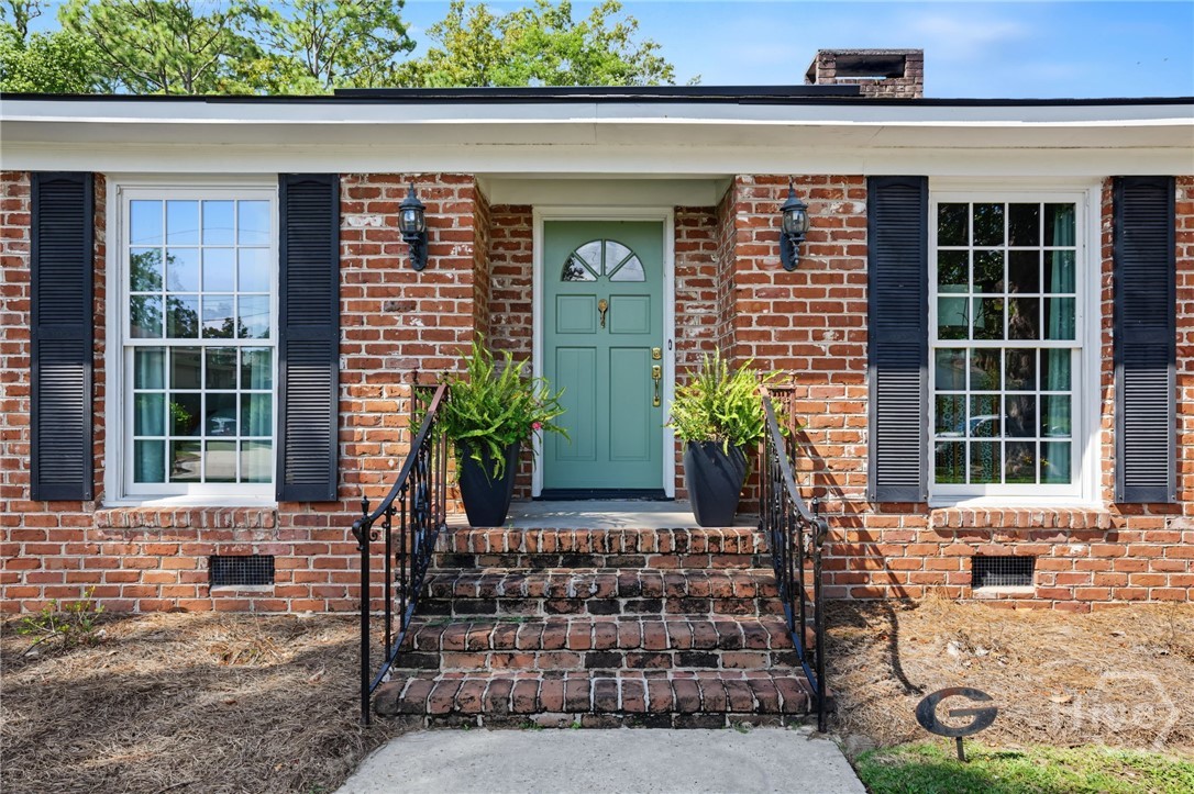 5713 Sweetbriar Circle Property Photo 3