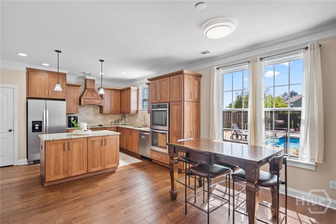 106 Clover Point Circle Property Photo 18