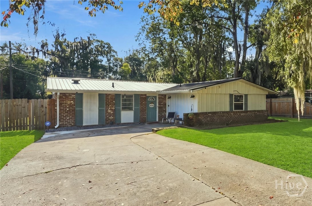 12418 Deerfield Road