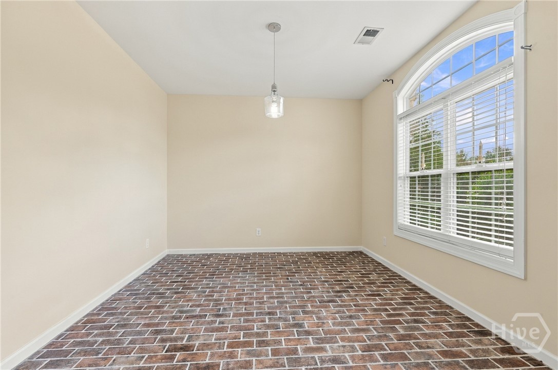 6 Olde Gate Court Property Photo 10