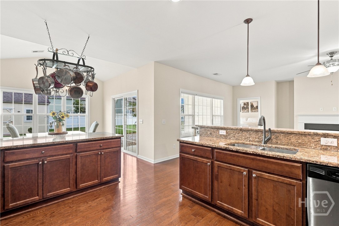 6 Olde Gate Court Property Photo 17