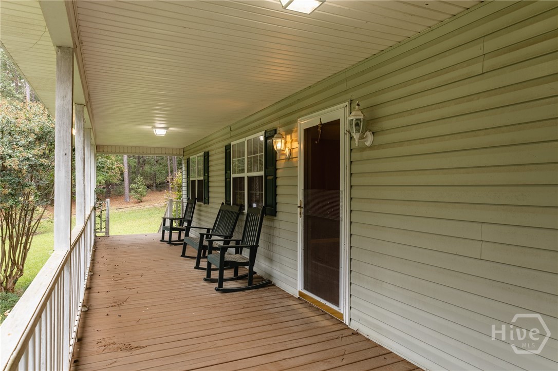 1052 Spencer Road Property Photo 3