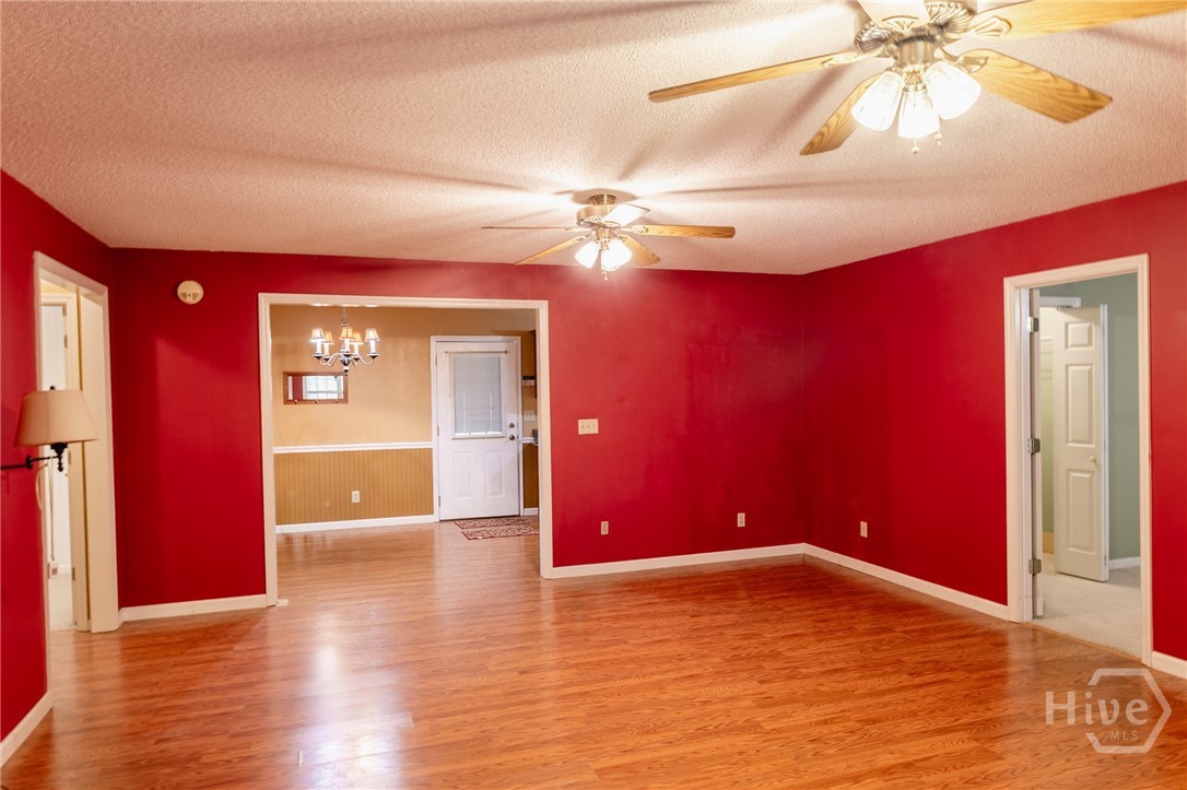 1052 Spencer Road Property Photo 5