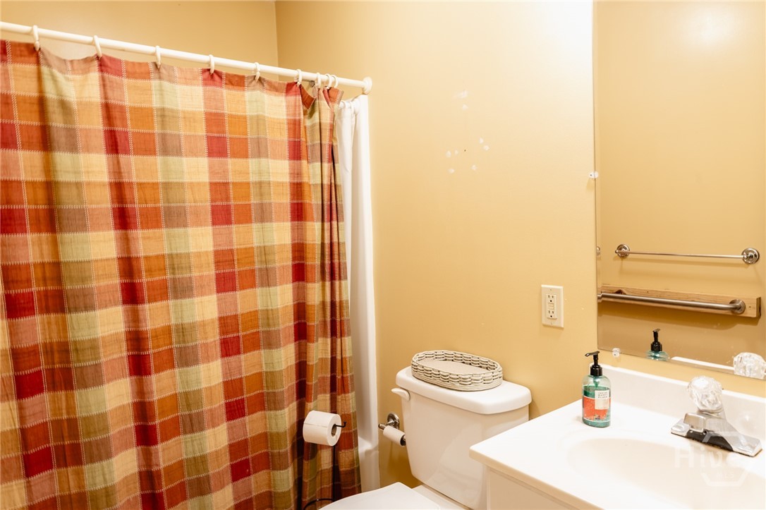 1052 Spencer Road Property Photo 13