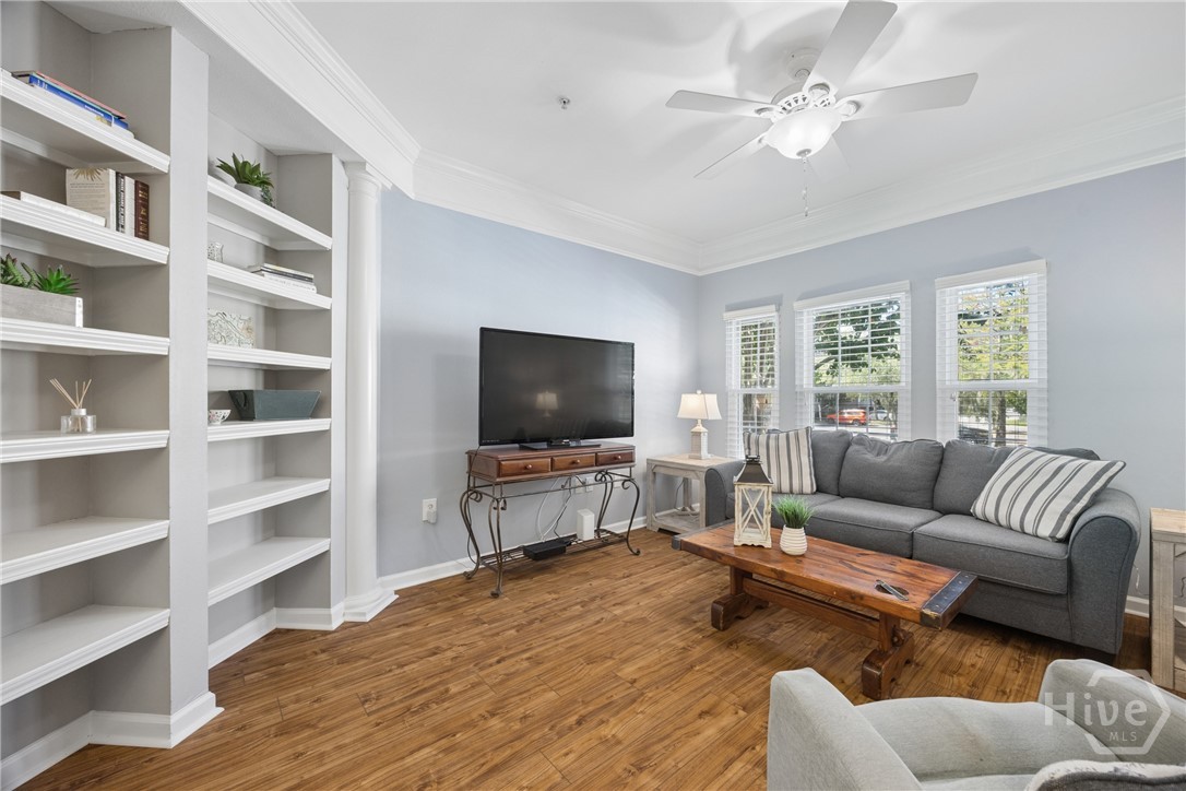 1913 Whitemarsh Way Property Photo 2