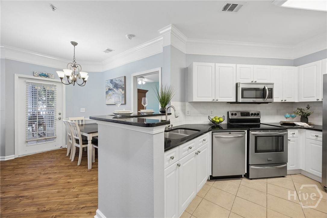 1913 Whitemarsh Way Property Photo 16