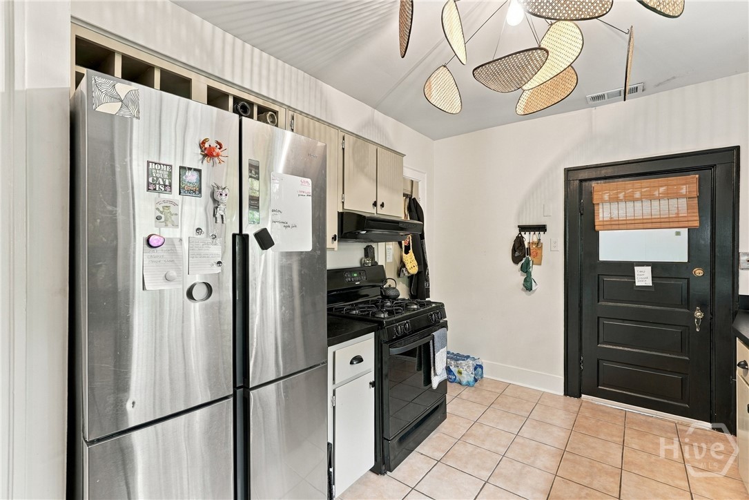 633 E 46th Street Property Photo 38