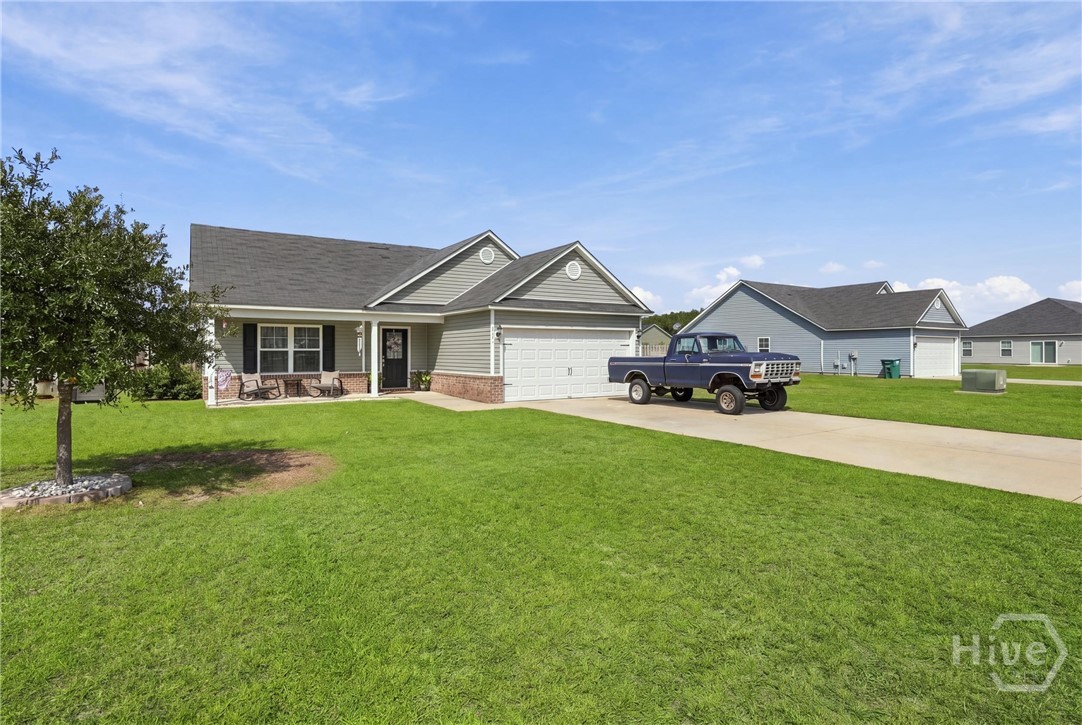 102 Dasher Drive Property Photo 2