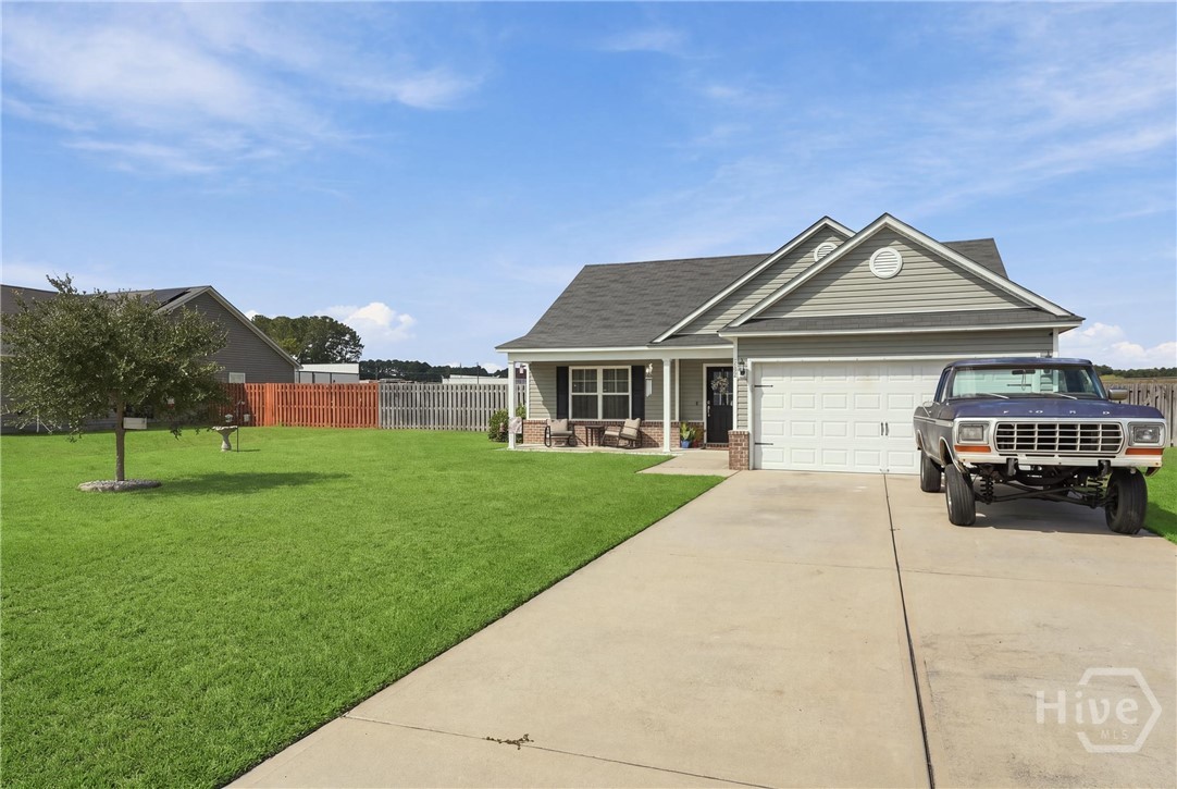 102 Dasher Drive Property Photo 3