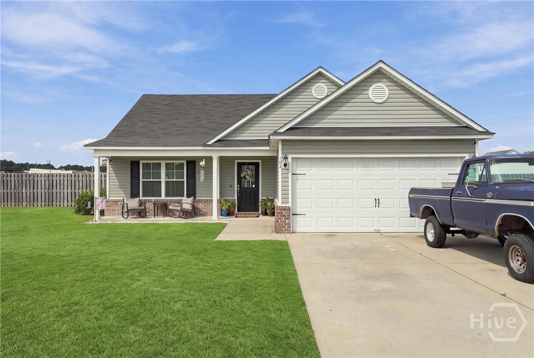 102 Dasher Drive Property Photo 4