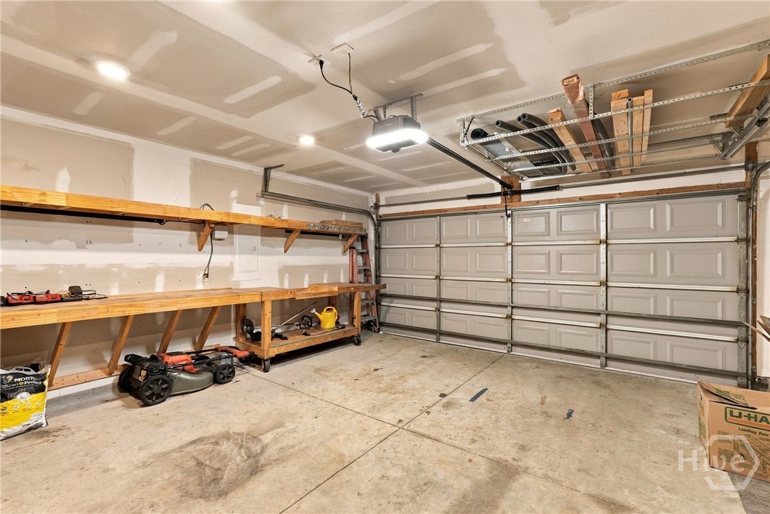 102 Dasher Drive Property Photo 33