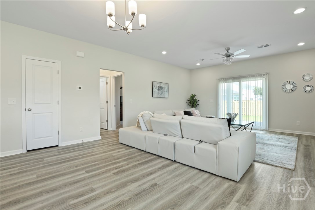 117 Mettler Loop Property Photo 9