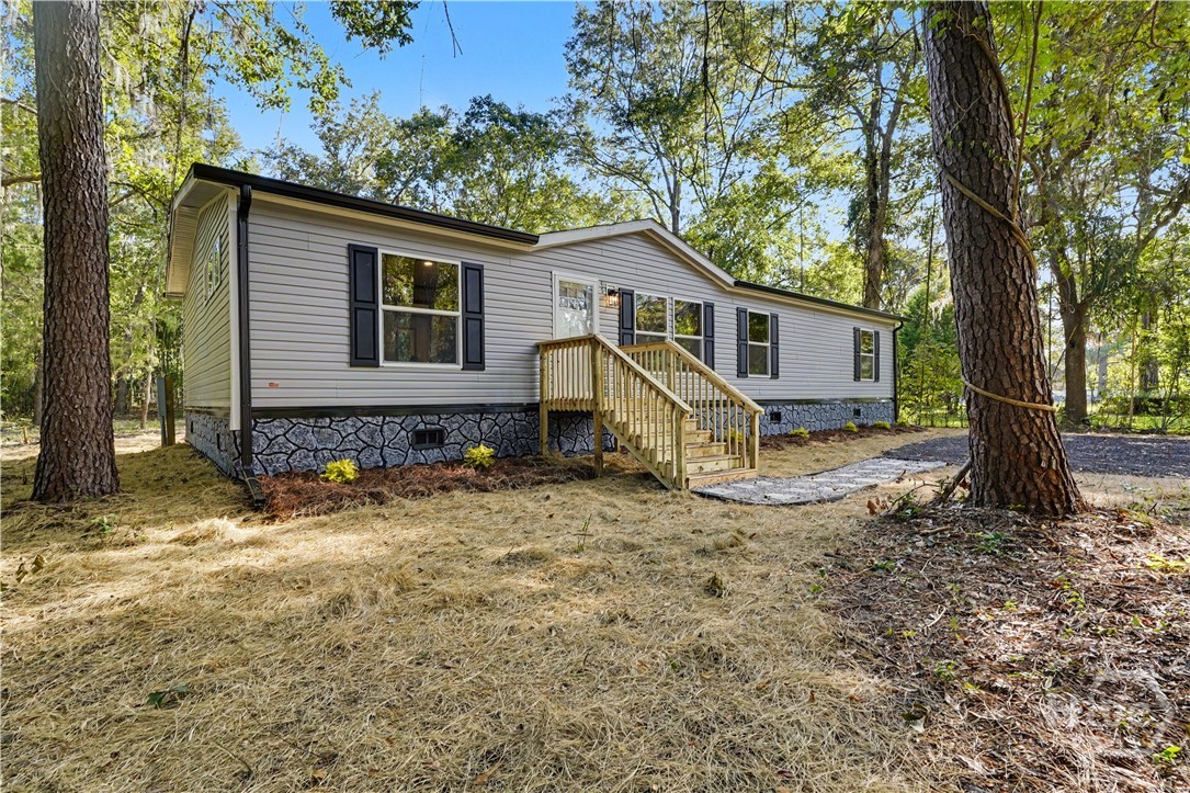 45 2nd Avenue Property Photo 1