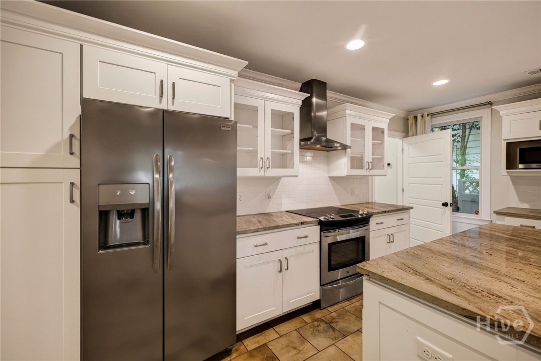 316 E 57th Street Property Photo 16