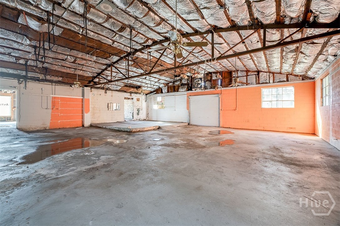 3104 Skidaway Road Property Photo 10