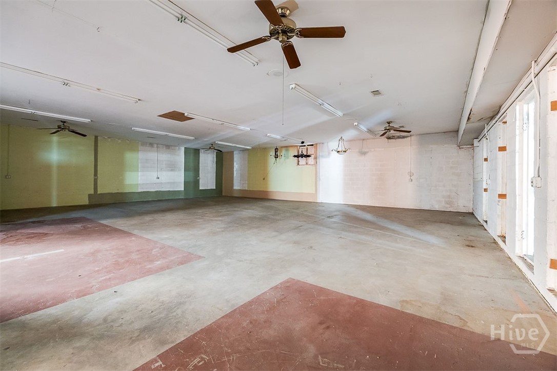 3104 Skidaway Road Property Photo 13