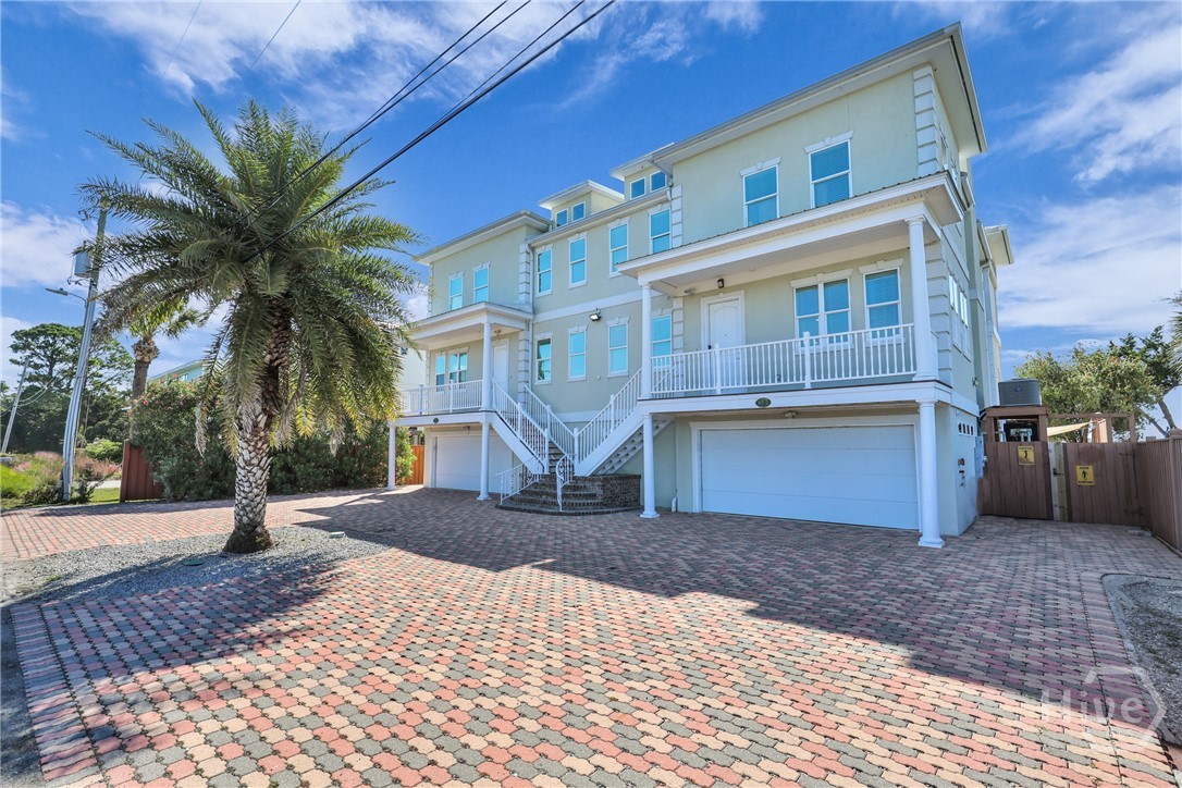 605 6th Street A Property Photo 1