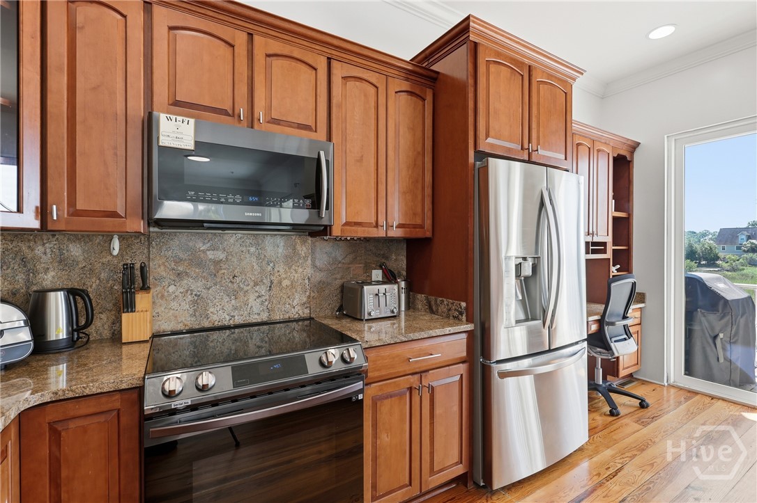 605 6th Street A Property Photo 12
