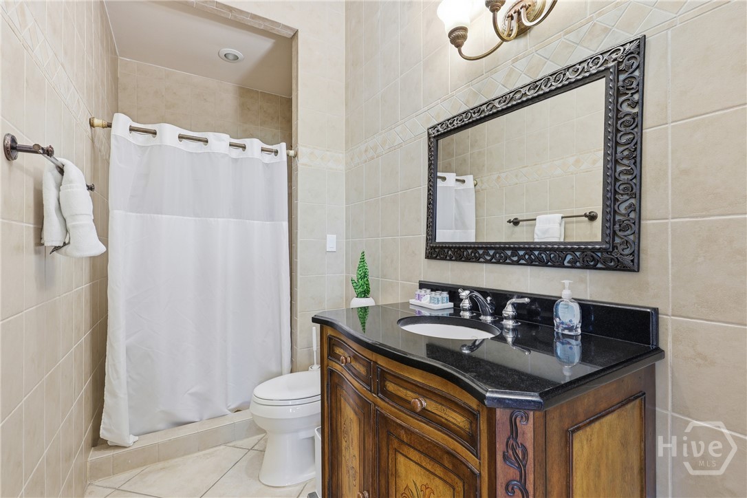 605 6th Street A Property Photo 13