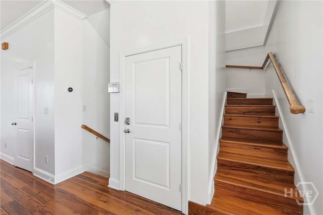 605 6th Street A Property Photo 14