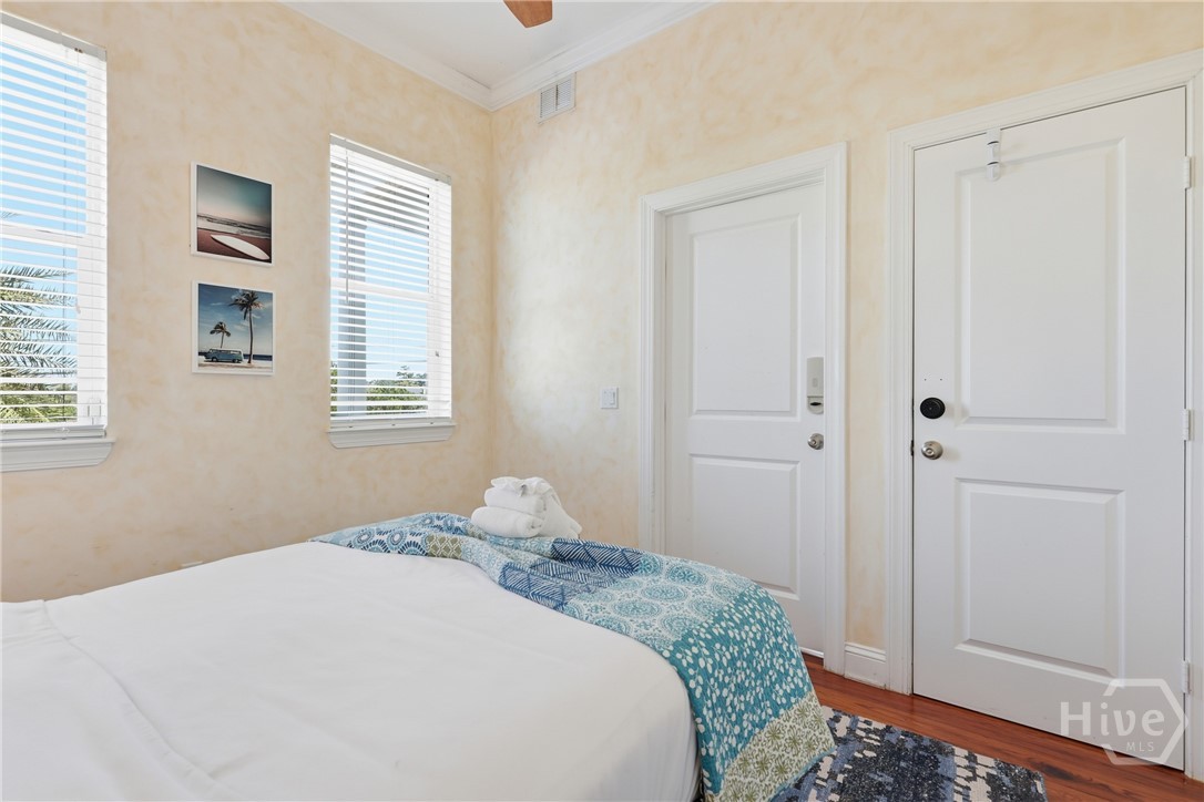605 6th Street A Property Photo 16