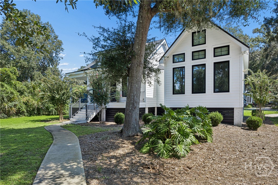 1402 Walthour Road B Property Photo 6