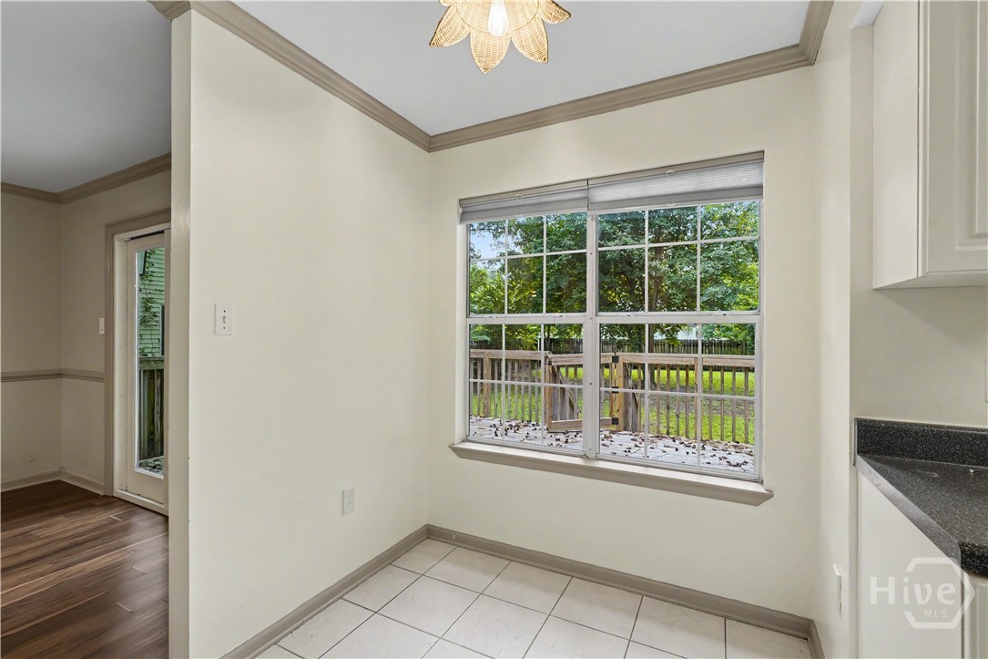 23 E Deerwood Road Property Photo 9