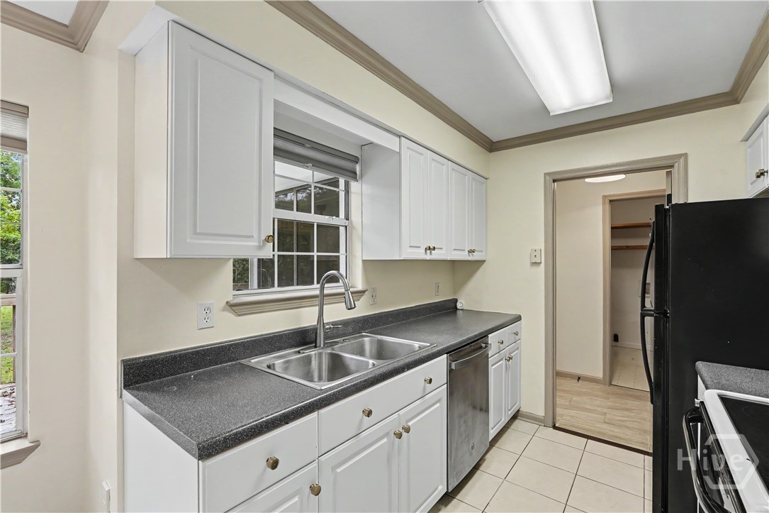 23 E Deerwood Road Property Photo 11
