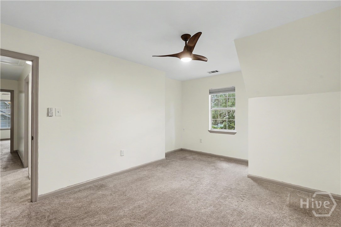 23 E Deerwood Road Property Photo 20
