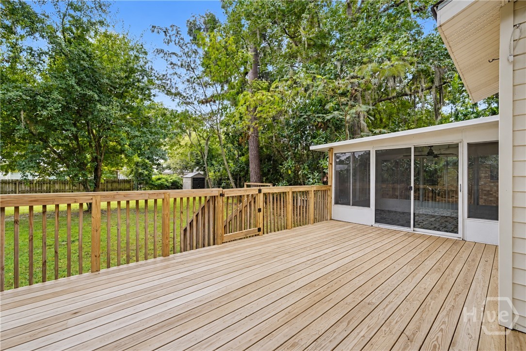 23 E Deerwood Road Property Photo 29
