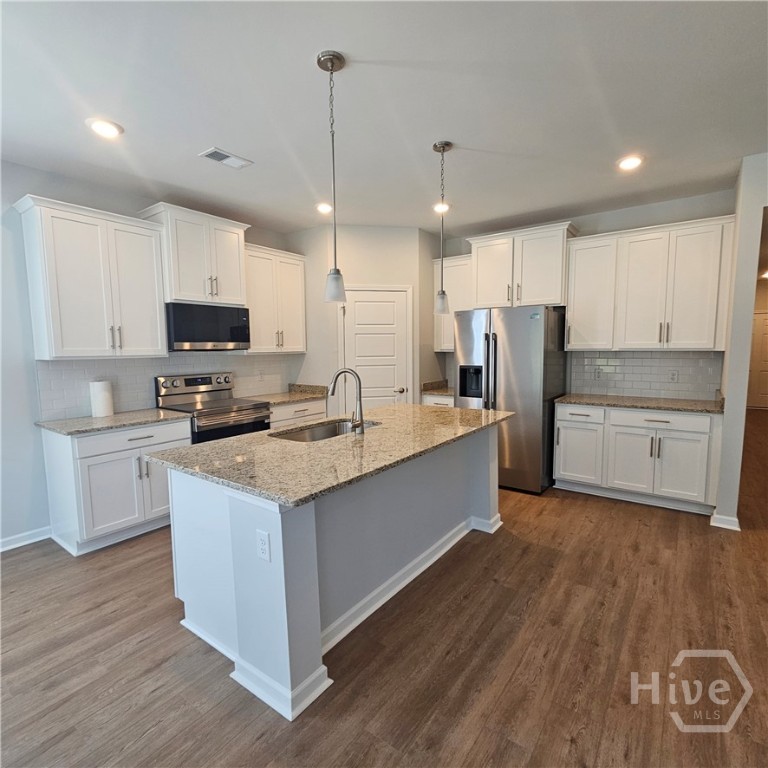 128 Snowbell Court Property Photo 4