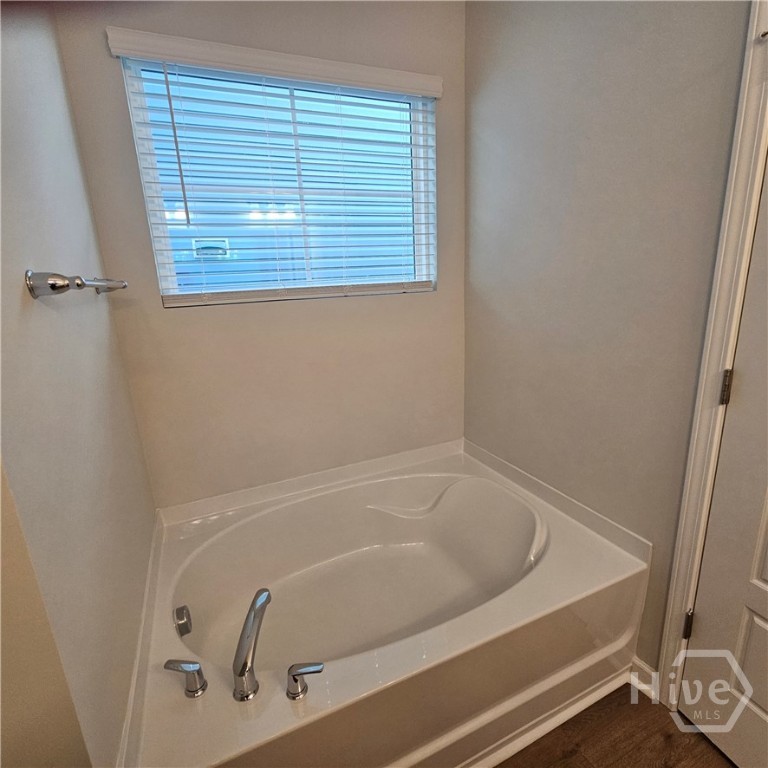 128 Snowbell Court Property Photo 11