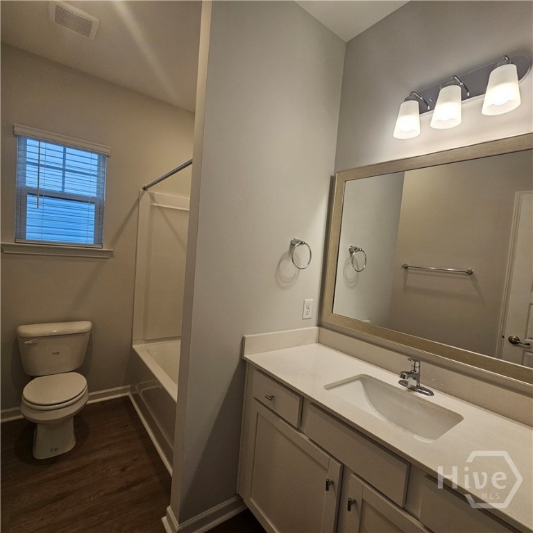 128 Snowbell Court Property Photo 16