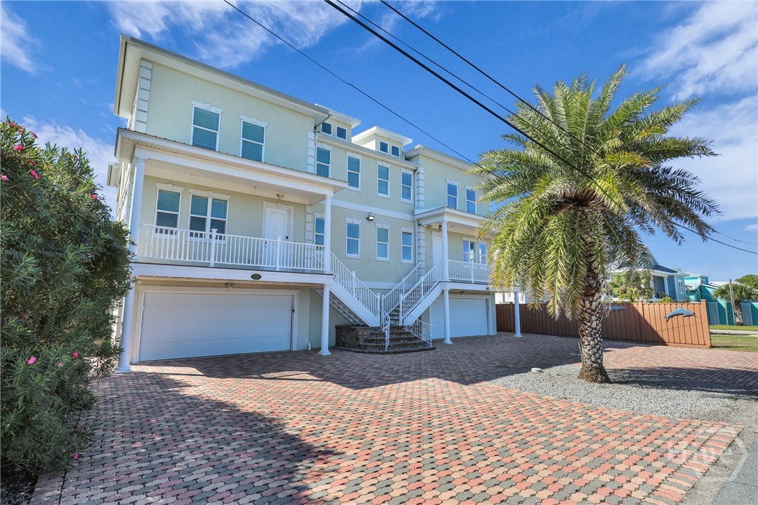 605 6th Street B Property Photo 1