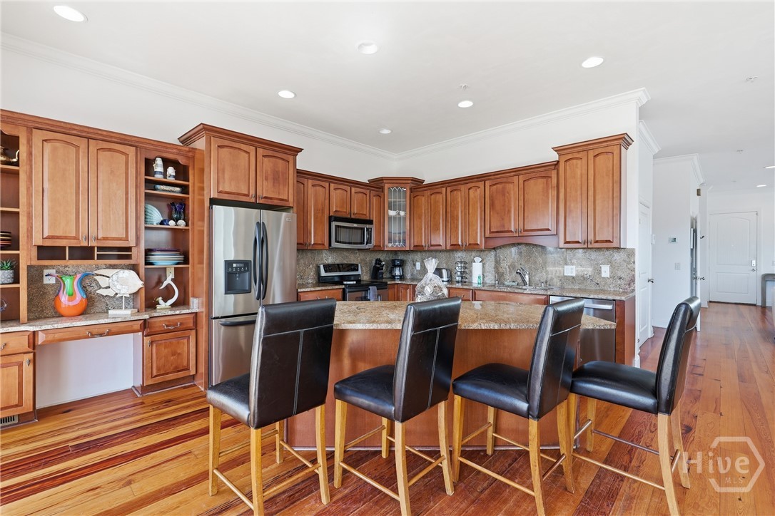 605 6th Street B Property Photo 14