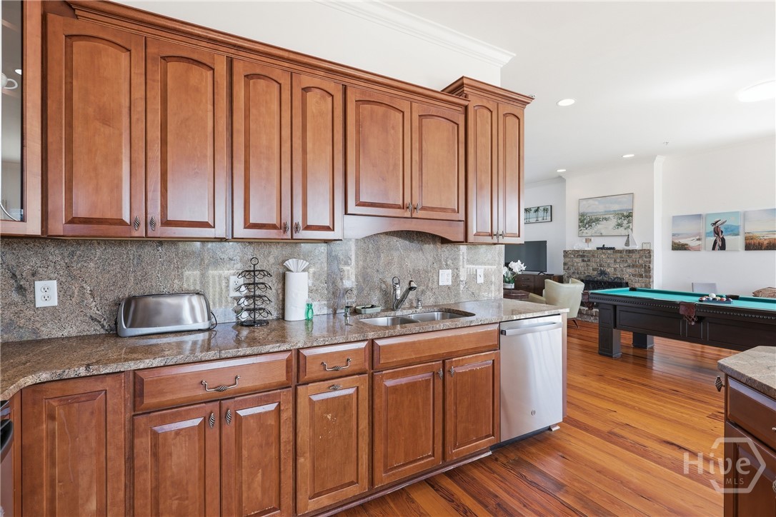 605 6th Street B Property Photo 15