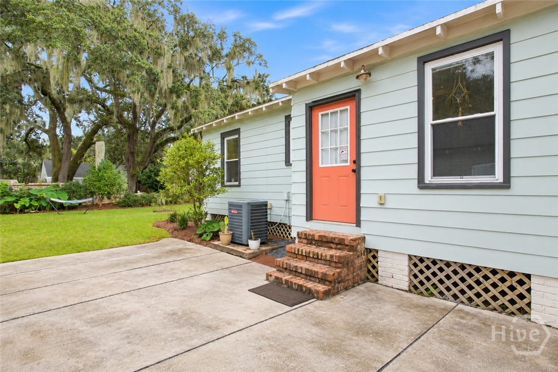 2142 Vermont Avenue Property Photo 17