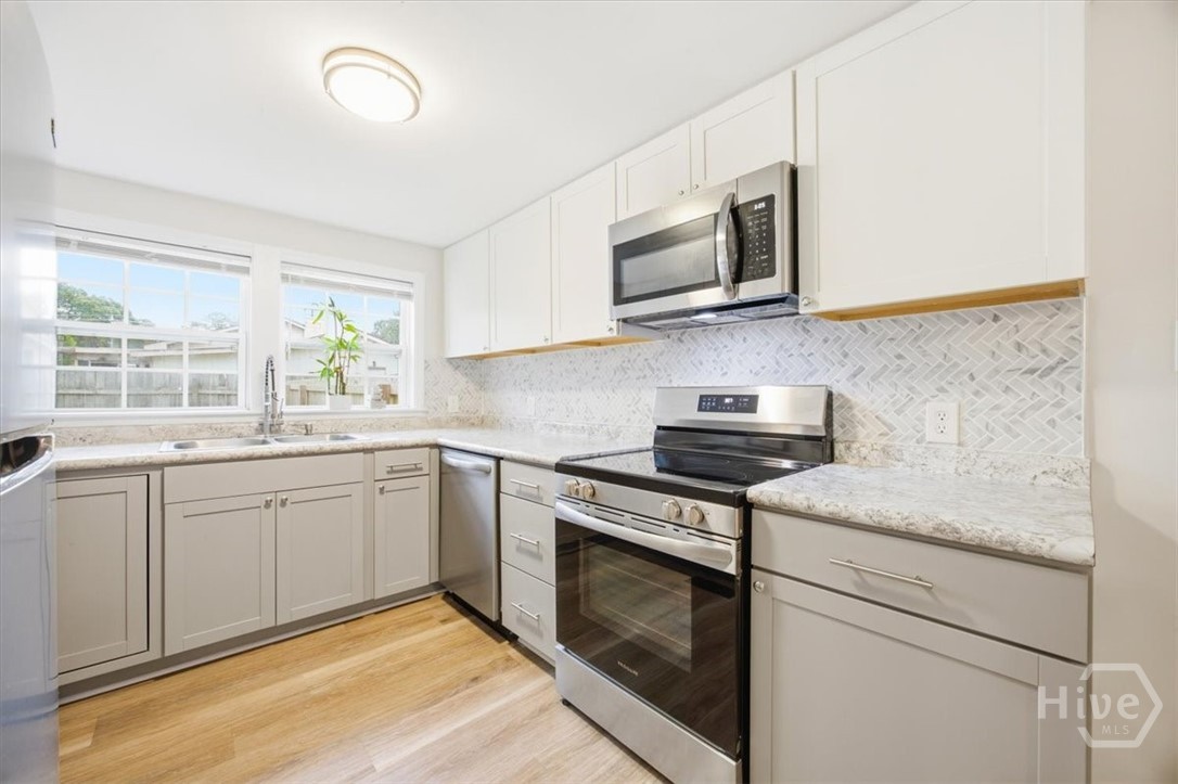 308 Eugene Street Property Photo 5