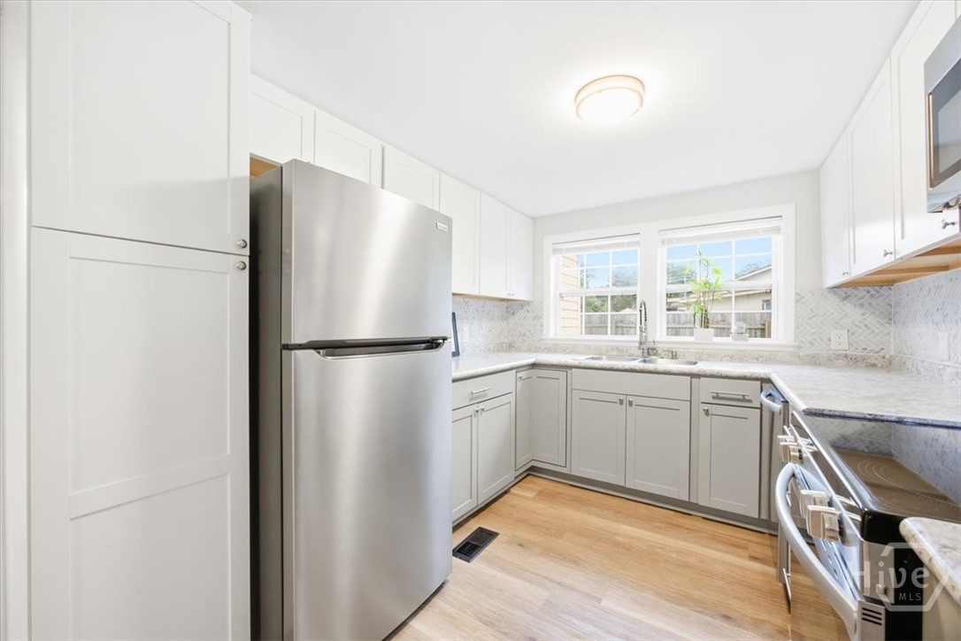 308 Eugene Street Property Photo 6
