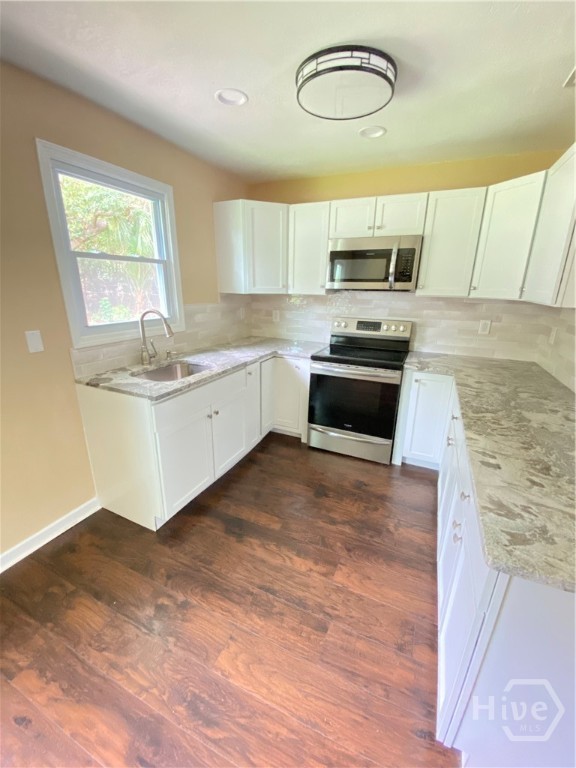 1302 E 70th Street Property Photo 5