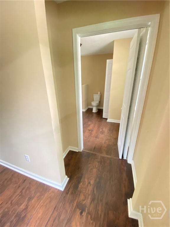 1302 E 70th Street Property Photo 9