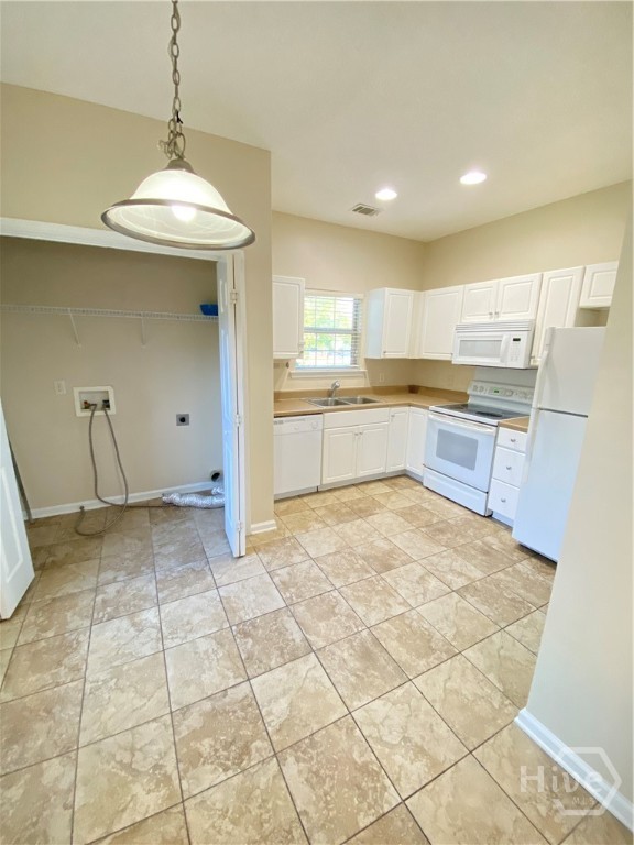 204 Foxbury Square Property Photo 4