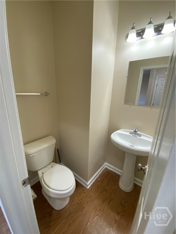 204 Foxbury Square Property Photo 7