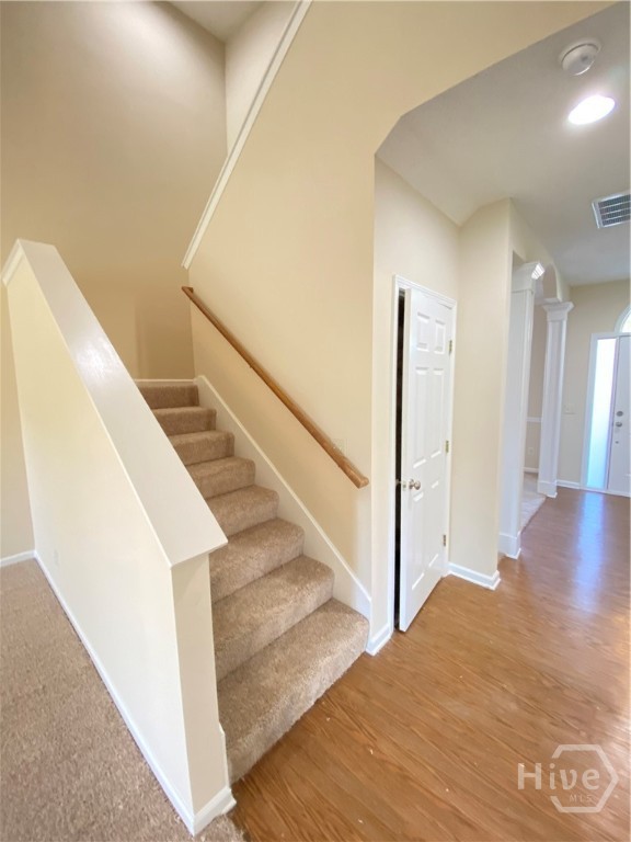 204 Foxbury Square Property Photo 10