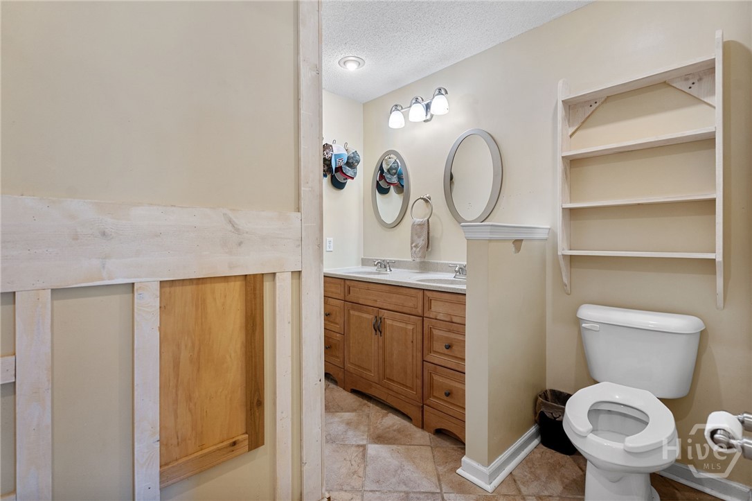 2715 Courthouse Road Property Photo 11